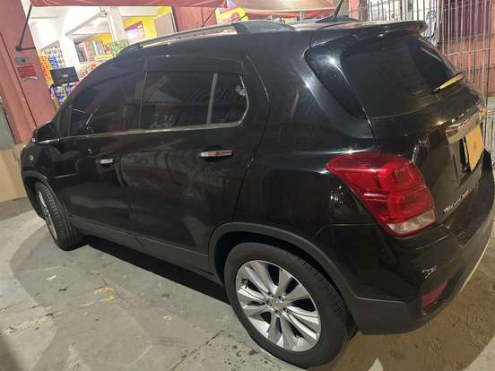 CHEVROLET-TRACKER-2018