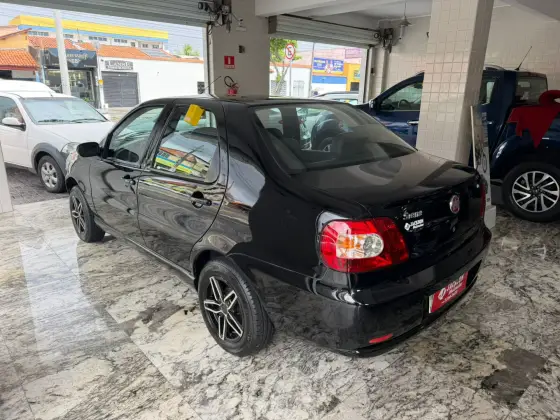 FIAT SIENA 1.0 MPI FIRE CELEBRATION 8V FLEX 4P MANUAL