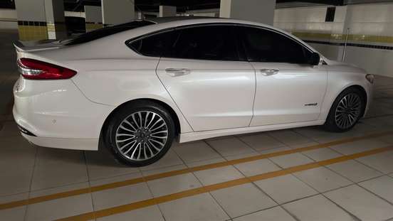 FORD-FUSION-2017