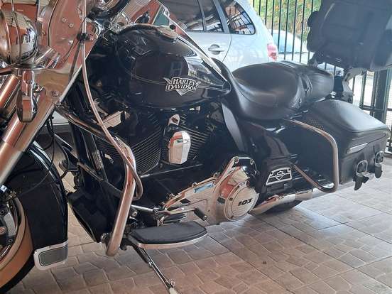 HARLEY-DAVIDSON-ROAD KING CLASSIC HARLEY-DAVIDSON-ROAD KING CLASSIC-2013
