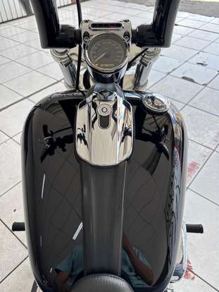 HARLEY-DAVIDSON-SOFTAIL BREAKOUT-2014