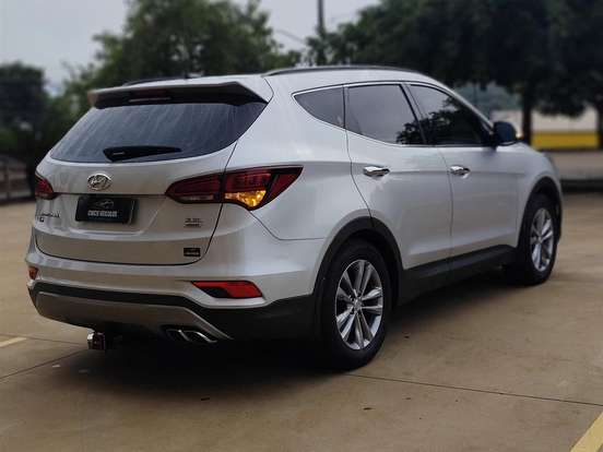 HYUNDAI-SANTA FÉ-3.3 MPFI 4X4 7 LUGARES V6 270CV GASOLINA 4P AUTOMÁTICO HYUNDAI-SANTA FÉ-2015