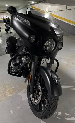 INDIAN CHIEFTAIN DARK HORSE 