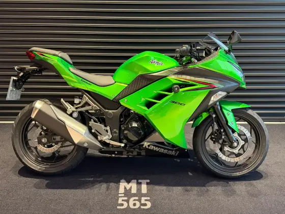 KAWASAKI NINJA 300 