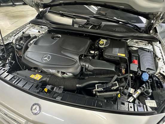 MERCEDES-BENZ-GLA 200-1.6 CGI ADVANCE 16V TURBO FLEX 4P AUTOMÁTICO MERCEDES-BENZ-GLA 200-2015