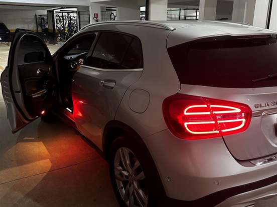 MERCEDES-BENZ-GLA 200-1.6 CGI ADVANCE 16V TURBO FLEX 4P AUTOMÁTICO MERCEDES-BENZ-GLA 200-2015