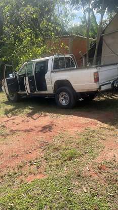 MITSUBISHI-L200-2003
