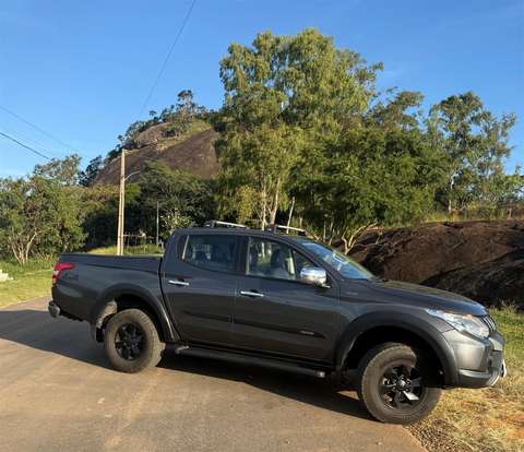 MITSUBISHI-L200 TRITON-2020