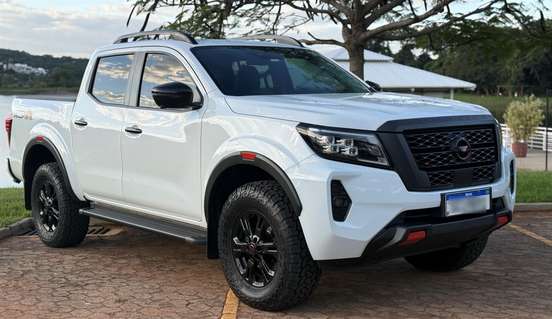 NISSAN-FRONTIER-2023