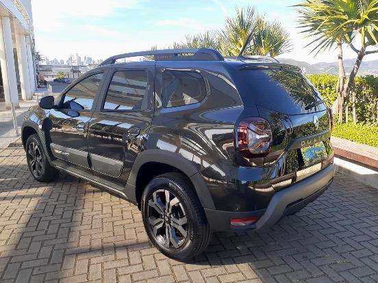 RENAULT-DUSTER-2024