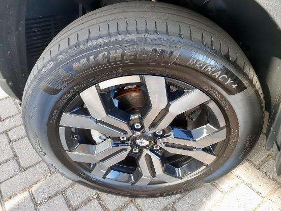 RENAULT-DUSTER-2024