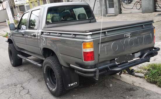 TOYOTA-HILUX-2.8 4X4 CD 8V DIESEL 4P MANUAL TOYOTA-HILUX-1992