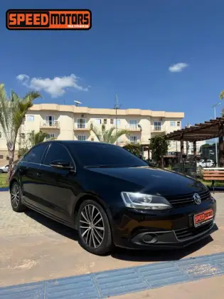 VOLKSWAGEN JETTA 2.0 TSI HIGHLINE 200CV GASOLINA 4P TIPTRONIC