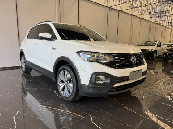 VOLKSWAGEN T-CROSS 1.0 200 TSI TOTAL FLEX COMFORTLINE AUTOMÁTICO VOLKSWAGEN T-CROSS 1.0 200 TSI TOTAL FLEX COMFORTLINE AUTOMÁTICO