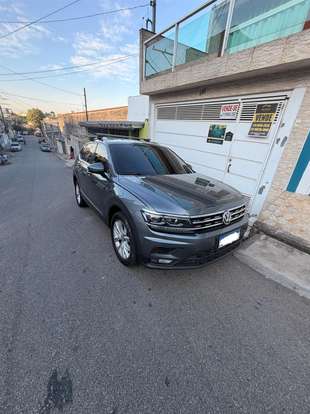 VOLKSWAGEN-TIGUAN-2018