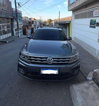 VOLKSWAGEN-TIGUAN-2018