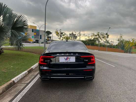 VOLVO-S60-2.0 T5 INSCRIPTION GASOLINA 4P AUTOMÁTICO VOLVO-S60-2019