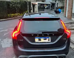 VOLVO V60 2.0 T5 R DESIGN DYNAMIC 16V TURBO GASOLINA 4P AUTOMATIZADO VOLVO V60 2.0 T5 R DESIGN DYNAMIC 16V TURBO GASOLINA 4P AUTOMATIZADO