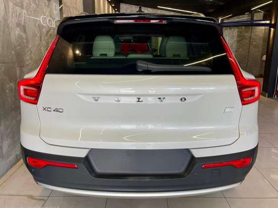 VOLVO-XC40-1.5 T5 RECHARGE INSCRIPTION GEARTRONIC VOLVO-XC40-2022