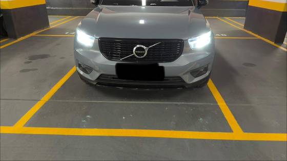 VOLVO XC40 1.5 T5 RECHARGE R-DESIGN GEARTRONIC