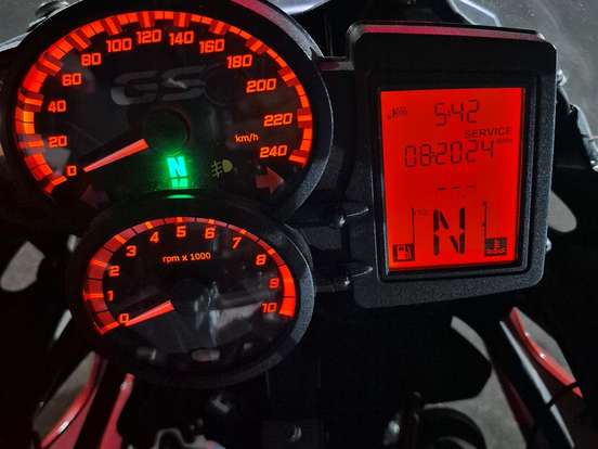 BMW-F 700 GS BMW-F 700 GS-2017