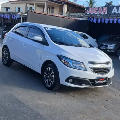 CHEVROLET-ONIX-2014