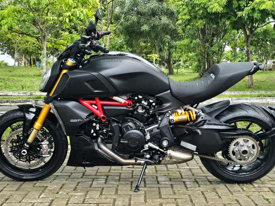 DUCATI-DIAVEL 1260 S DUCATI-DIAVEL 1260 S-2023