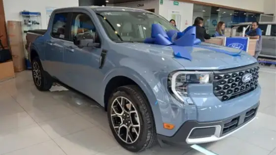 FORD MAVERICK 2.5 HYBRID LARIAT e-CVT
