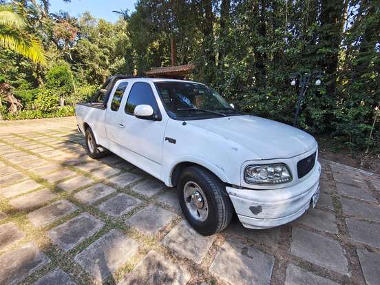 FORD-F-150-4.6 TRITON XLT CE 4X4 V8 GASOLINA 4P AUTOMÁTICO FORD-F-150-1996