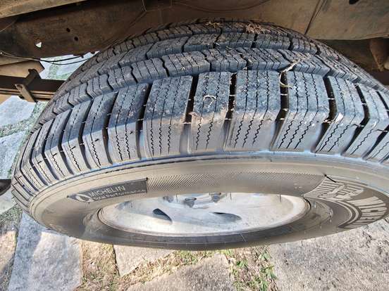 FORD-F-150-4.6 TRITON XLT CE 4X4 V8 GASOLINA 4P AUTOMÁTICO FORD-F-150-1996