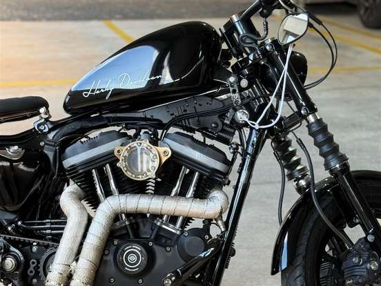 HARLEY-DAVIDSON-SPORTSTER XL 883 R HARLEY-DAVIDSON-SPORTSTER XL 883 R-2009