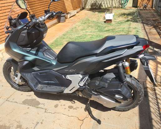 HONDA-ADV-2023