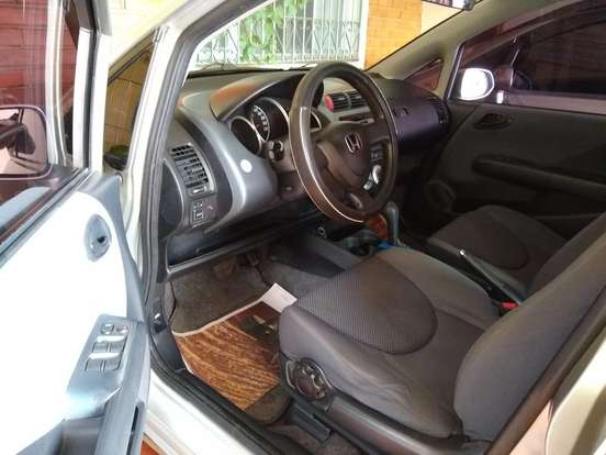 HONDA-FIT-2008