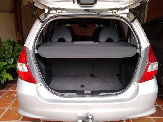 HONDA-FIT-2008