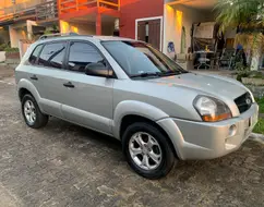 HYUNDAI TUCSON 2.0 MPFI GL 16V 142CV 2WD GASOLINA 4P MANUAL HYUNDAI TUCSON 2.0 MPFI GL 16V 142CV 2WD GASOLINA 4P MANUAL