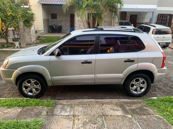HYUNDAI-TUCSON-2.0 MPFI GL 16V 142CV 2WD GASOLINA 4P MANUAL HYUNDAI-TUCSON-2010
