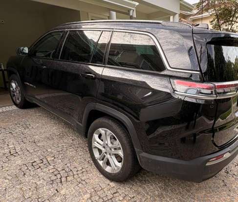JEEP-COMMANDER-2025