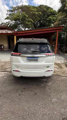 JEEP-COMMANDER-2021
