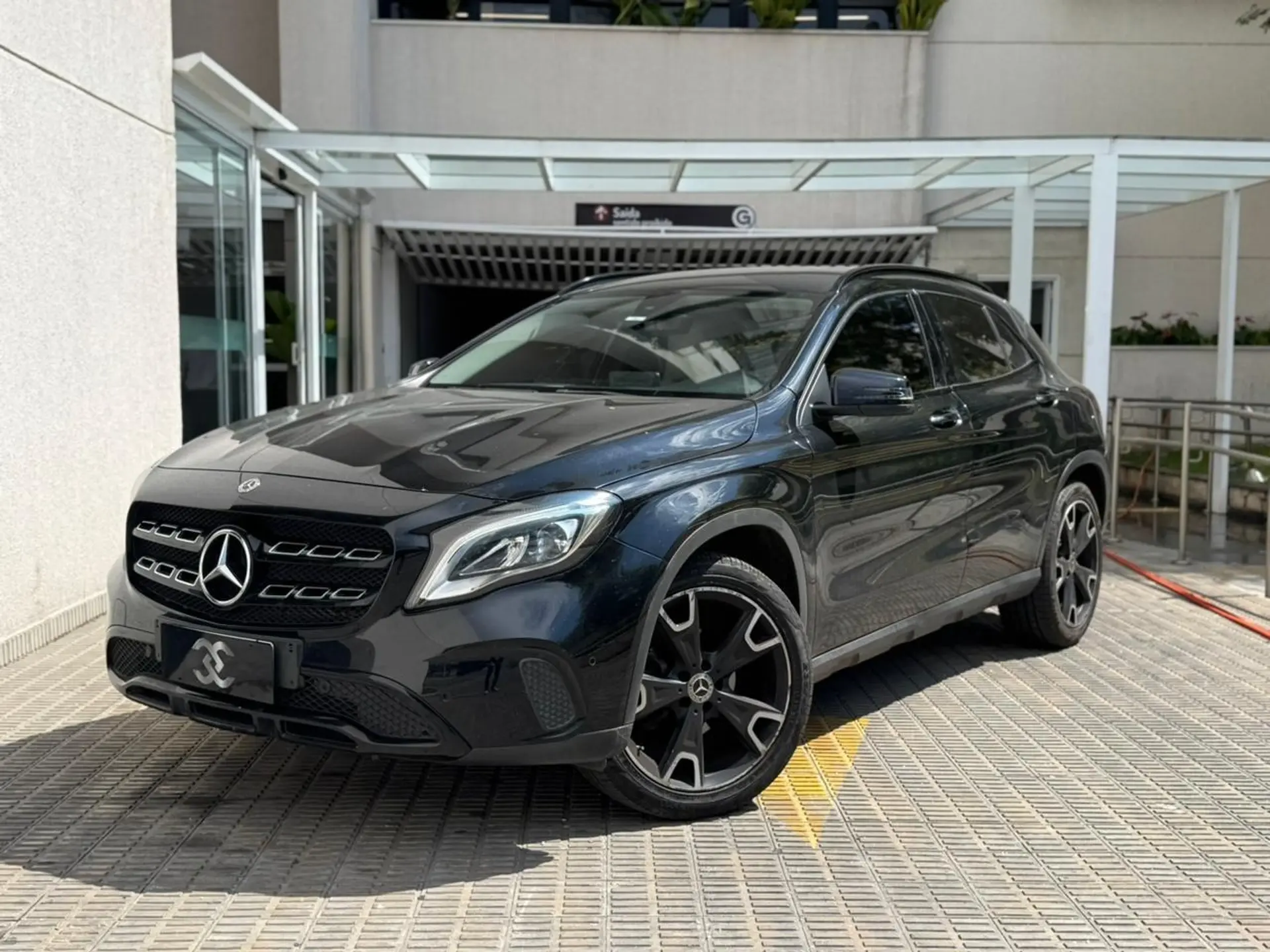 Mercedes-Benz GLA 200 - Foto 2