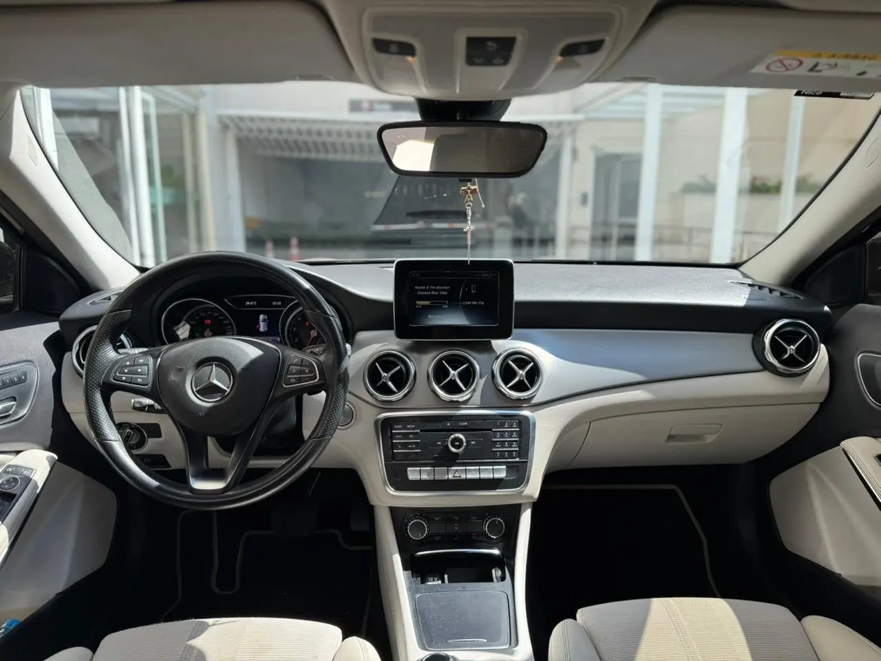 Mercedes-Benz GLA 200 - Foto 8