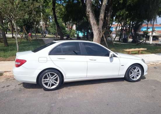 MERCEDES-BENZ-C 180-1.8 CGI CLASSIC 16V TURBO GASOLINA 4P AUTOMÁTICO MERCEDES-BENZ-C 180-2011