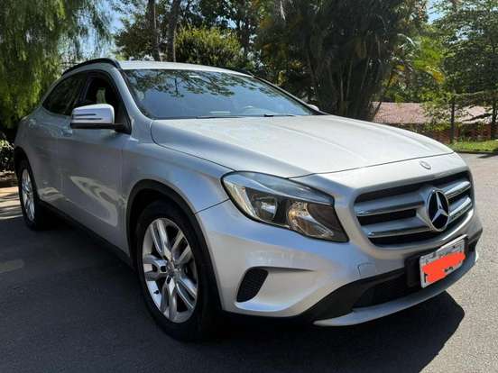 MERCEDES-BENZ-GLA 200-1.6 CGI ADVANCE 16V TURBO FLEX 4P AUTOMÁTICO MERCEDES-BENZ-GLA 200-2015