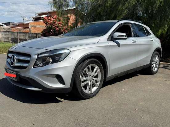 MERCEDES-BENZ-GLA 200-1.6 CGI ADVANCE 16V TURBO FLEX 4P AUTOMÁTICO MERCEDES-BENZ-GLA 200-2015