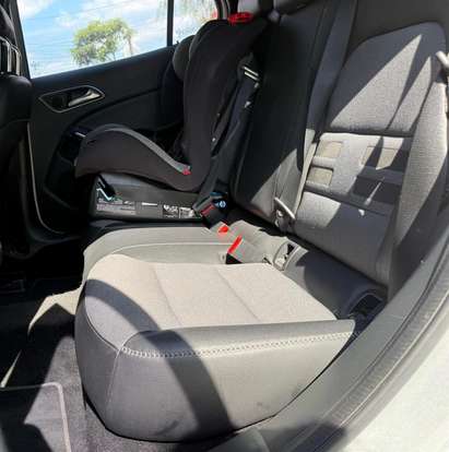 MERCEDES-BENZ-GLA 200-2015