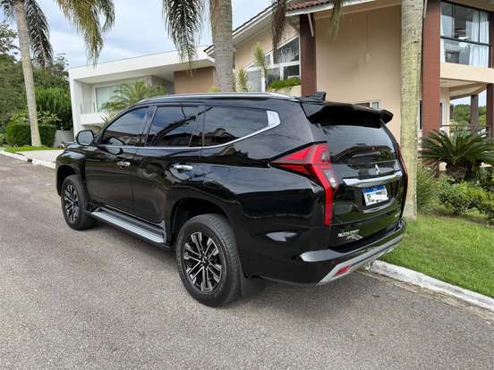 MITSUBISHI-PAJERO SPORT-2.4 16V MIVEC TURBO DIESEL HPE-S AWD AUTOMÁTICO MITSUBISHI-PAJERO SPORT-2021