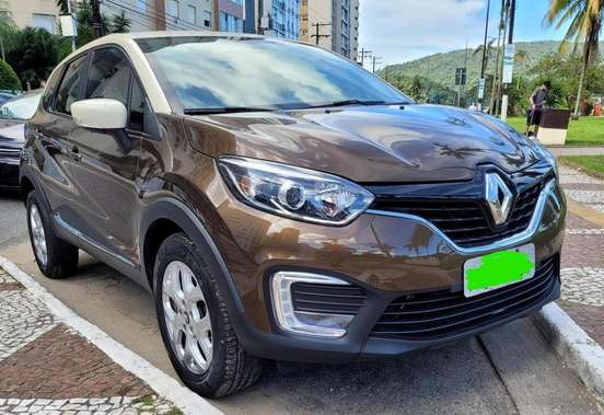 RENAULT-CAPTUR-2018