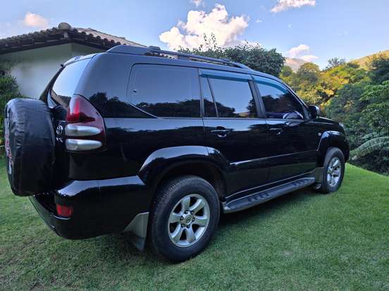 TOYOTA-LAND CRUISER PRADO-3.0 4X4 TURBO INTERCOOLER DIESEL 4P AUTOMÁTICO TOYOTA-LAND CRUISER PRADO-2005