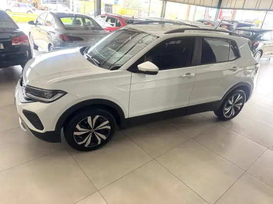 VOLKSWAGEN T-CROSS 1.0 200 TSI TOTAL FLEX AUTOMÁTICO