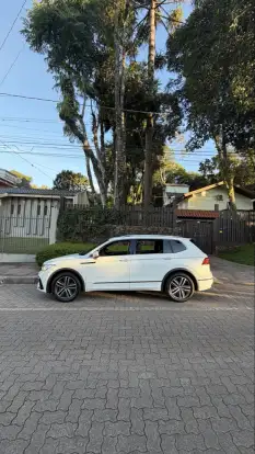 VOLKSWAGEN-TIGUAN-2024