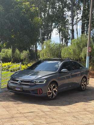 VOLKSWAGEN-JETTA-2022